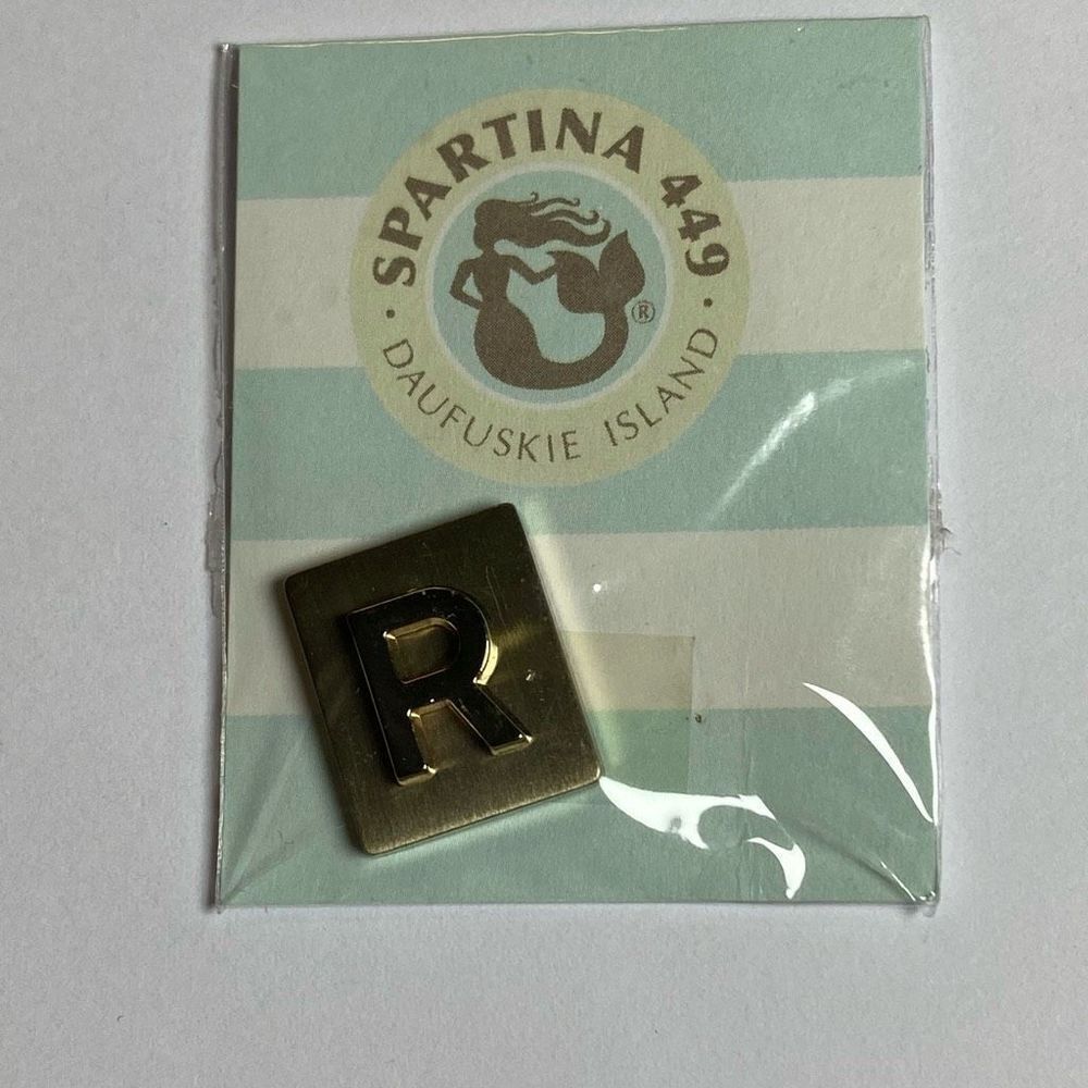 New Old Stock Spartina 449 Magnetic Accessories Golden Letter R Charm